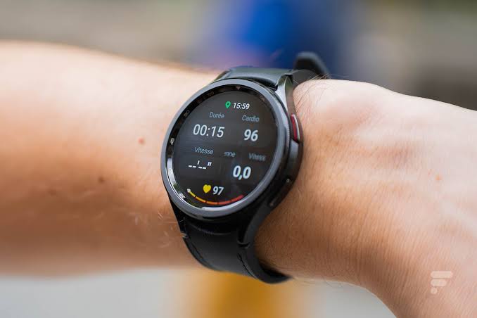 Galaxy watch 6 classic - Image 4